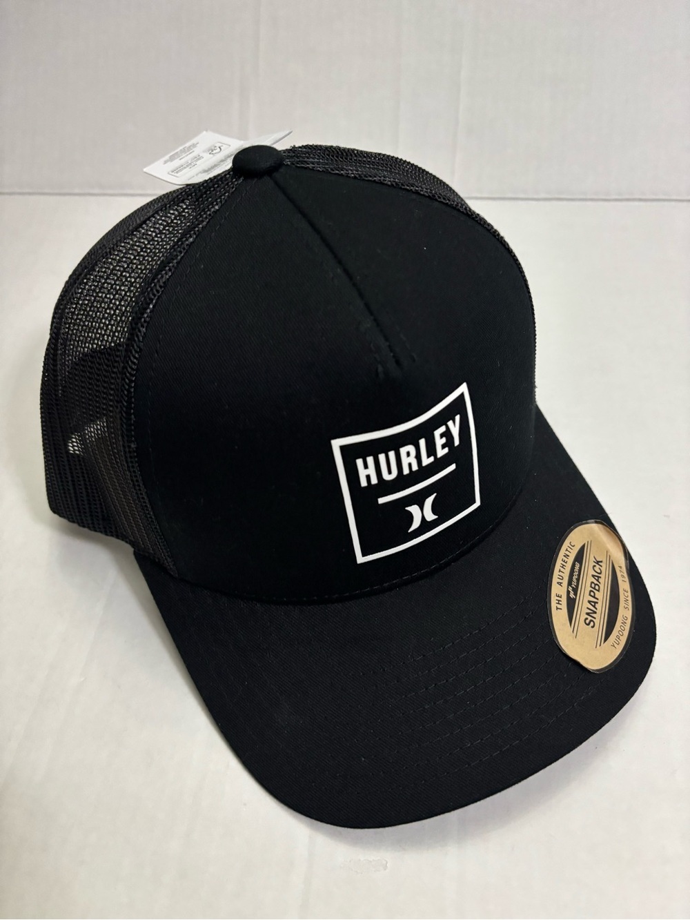 New! Hurley men’s square trucker hat black one size